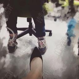 桌下用脚在线视频,揭秘桌下线上互动的奇妙世界